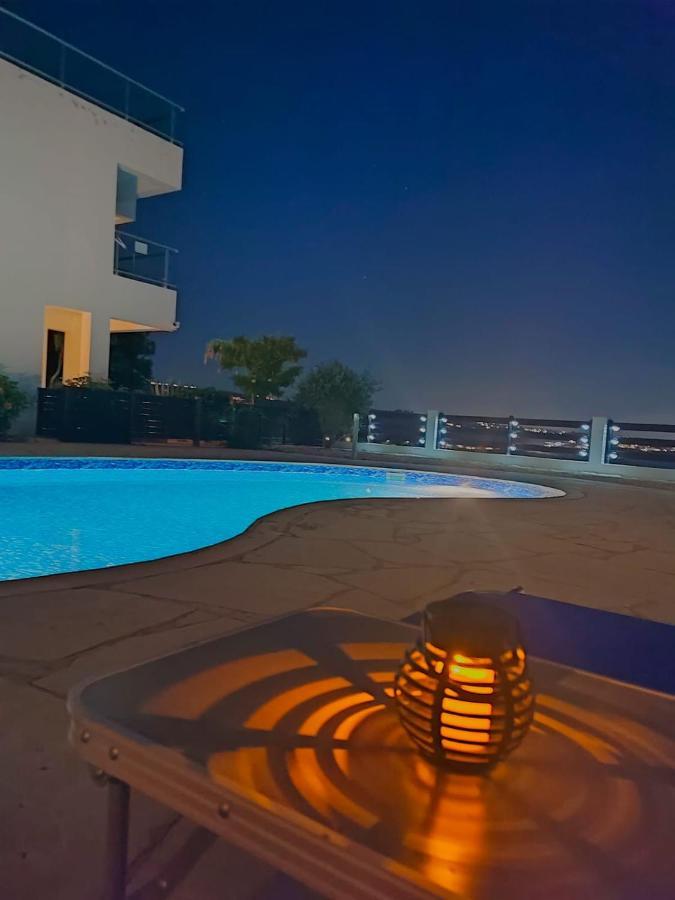 3 Bedroom Seaview Villa Direct In Coral Bay With Pool מראה חיצוני תמונה